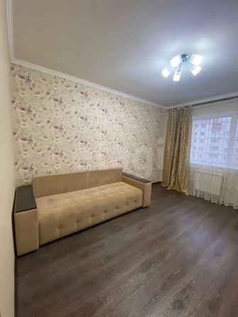
  Сдается 1-комн. квартира, 39 м², Андреевская ул, д. 8
. Фото 1.