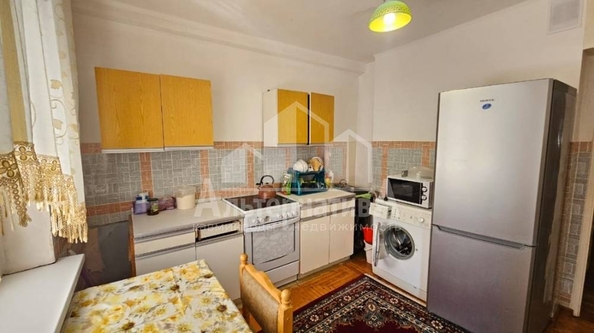 
  Продается 2-комн. квартира, 55 м², Азербайджанская ул
. Фото 2.