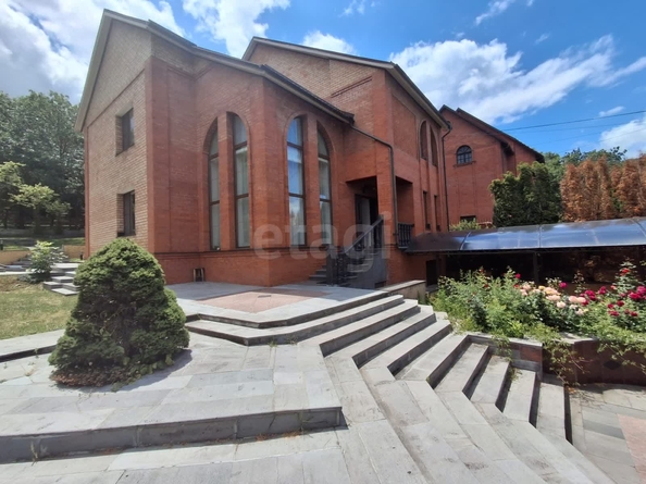 
  Сдается дом, 300 м², Чехова ул
. Фото 1.