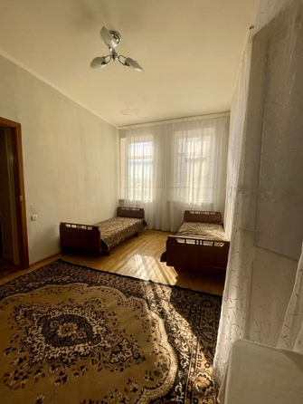 
  Сдается 2-комн. квартира, 42 м², Крайнего ул, д. 71
. Фото 4.