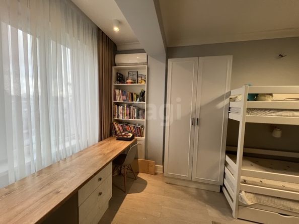 
  Продается 2-комн. квартира, 65.9 м², Спартака ул, д. 2
. Фото 32.