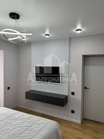 
  Продается 1-комн. квартира, 40 м², Оранжерейная ул
. Фото 2.