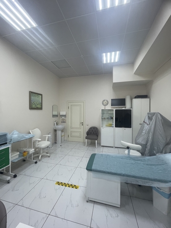 
  Продается универсальное помещение, 250 м², Бунимовича ул, д. 15
. Фото 7.
