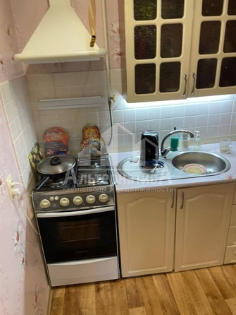 
  Продается 1-комн. квартира, 27 м², Свердлова ул
. Фото 8.