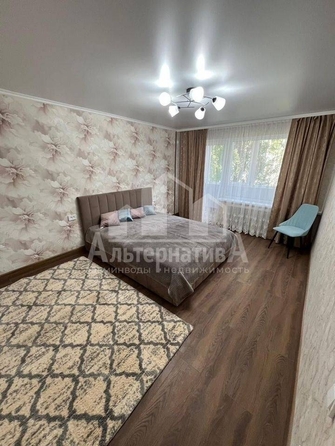 
  Продается 1-комн. квартира, 32 м², Аллея Строителей ул
. Фото 1.
