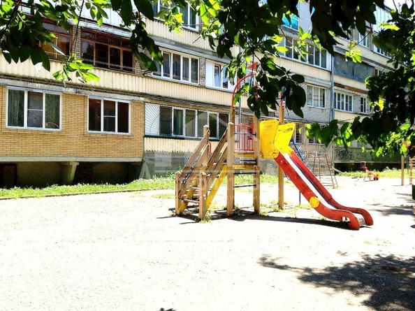 
  Продается 2-комн. квартира, 52.6 м², Красивая ул
. Фото 12.