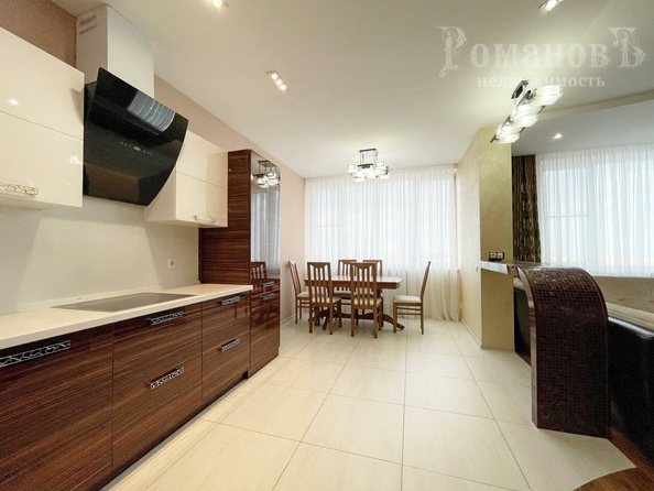 
  Продается 3-комн. квартира, 107.8 м², Пржевальского ул, д. 12
. Фото 9.