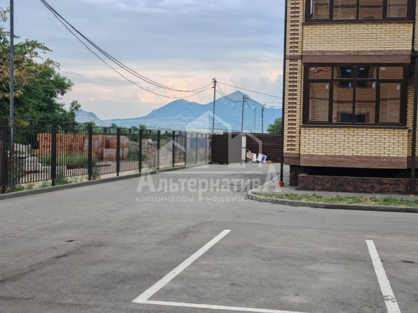 
  Продается 2-комн. квартира, 61.7 м², Никольская ул
. Фото 7.