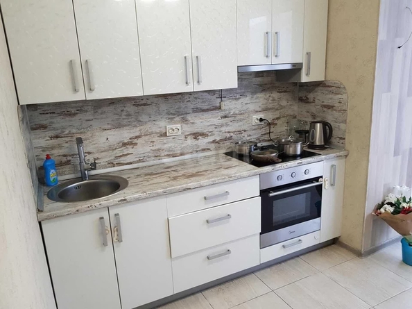 
  Продается 1-комн. квартира, 36.4 м², Полеводческая ул, д. 1к7
. Фото 2.