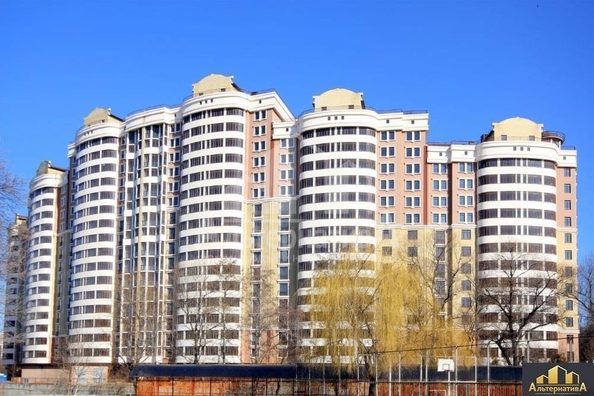 
  Продается 2-комн. квартира, 100 м², Победы пр-кт
. Фото 1.