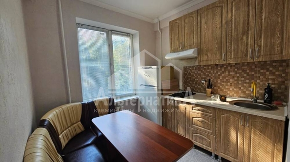 
  Сдается 1-комн. квартира, 32 м², Андрея Губина ул
. Фото 6.