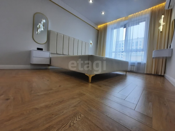 
  Продается 2-комн. квартира, 54 м², Андрея Голуба ул, д. 16к1
. Фото 9.