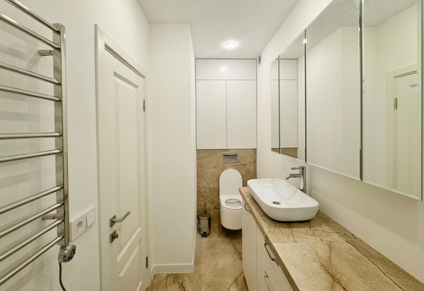 
  Продается 2-комн. квартира, 65 м², Кирова пр-кт, д. 71
. Фото 7.