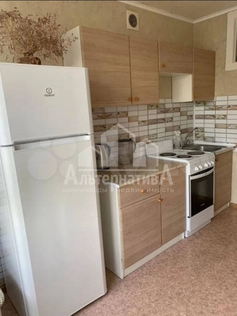 
  Продается 1-комн. квартира, 35.8 м², Водопойная ул
. Фото 2.