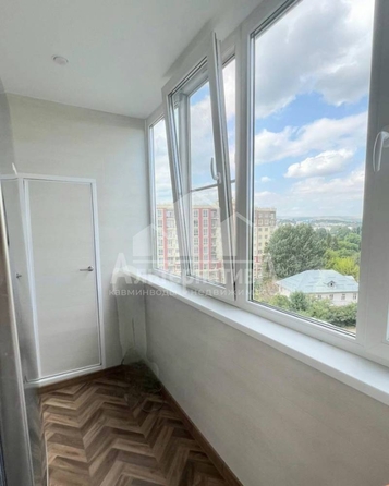 
  Сдается 2-комн. квартира, 56 м², Осипенко ул
. Фото 2.