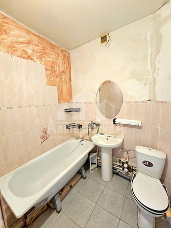 
  Продается 1-комн. квартира, 34 м², Набережная ул
. Фото 7.