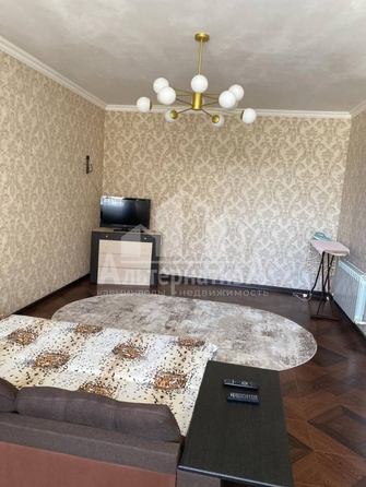 
  Сдается 1-комн. квартира, 65 м², Революции ул
. Фото 4.