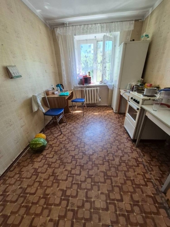 
  Продается 1-комн. квартира, 35.6 м², Азербайджанская ул
. Фото 3.