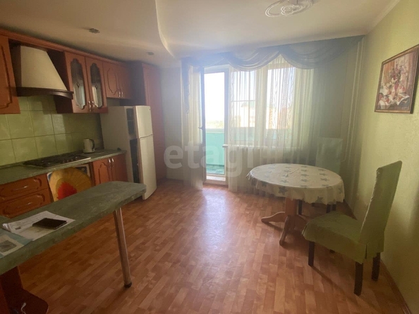 
  Сдается 2-комн. квартира, 75 м², Макарова пер, д. 10/1
. Фото 3.