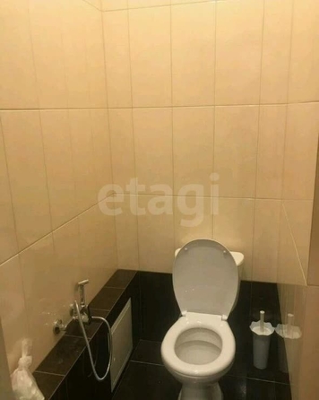 
  Продается 2-комн. квартира, 56 м², Спартака ул, д. 2а
. Фото 8.