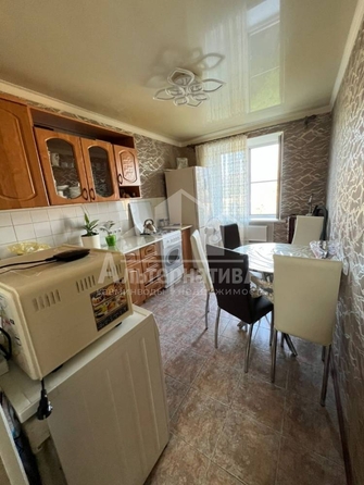 
  Продается 1-комн. квартира, 36.7 м², Андрея Губина ул
. Фото 6.