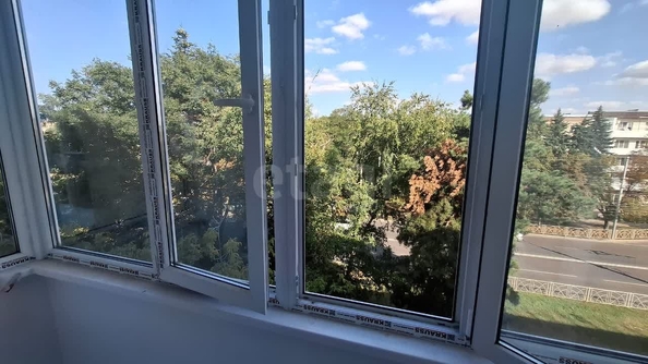 
  Продается 2-комн. квартира, 48 м², Доваторцев ул, д. 5
. Фото 9.