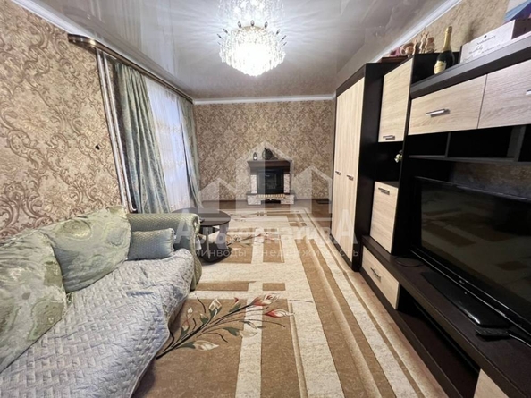 
  Продается 3-комн. квартира, 72 м², Красивая ул
. Фото 3.