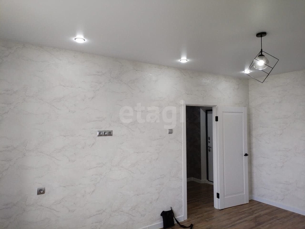 
  Продается 1-комн. квартира, 37.3 м², Рогожникова ул, д. 3
. Фото 6.