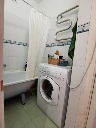 
  Сдается 1-комн. квартира, 50 м², Набережная ул
. Фото 11.