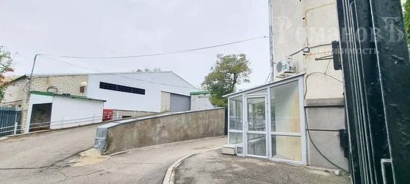 
  Сдается универсальное помещение, 488.2 м², Маршала Жукова ул, д. 23
. Фото 32.