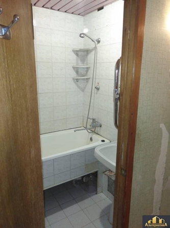 
  Продается 3-комн. квартира, 76.8 м², Умара Алиева ул
. Фото 7.