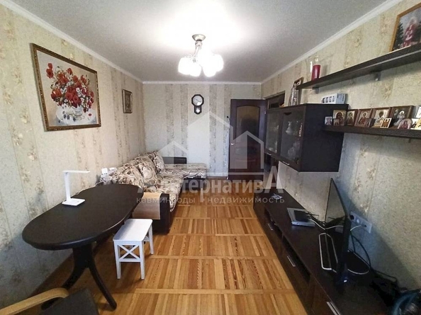 
  Продается 3-комн. квартира, 54 м², Островского ул
. Фото 2.