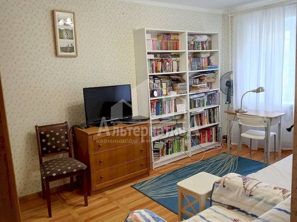 
  Продается 3-комн. квартира, 54 м², Островского ул
. Фото 5.
