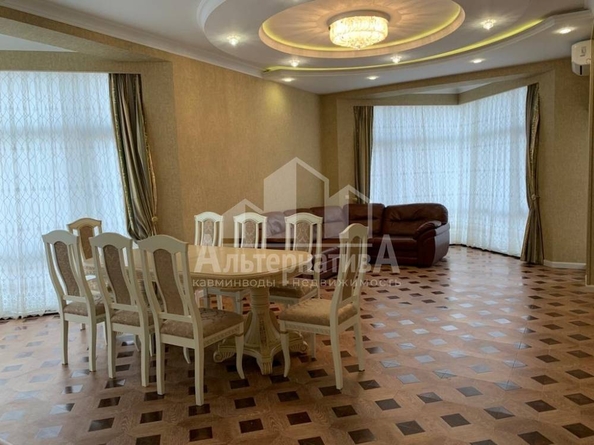 
  Продается 3-комн. квартира, 114 м², Шаумяна ул
. Фото 5.