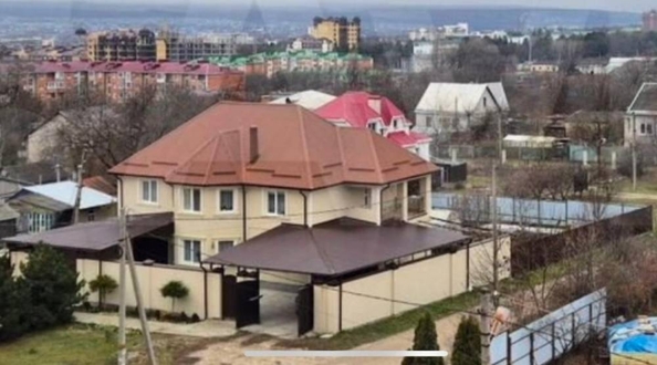 
  Продается дом, 244 м², Ессентуки
. Фото 1.