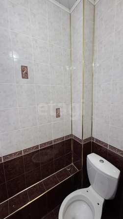 
  Продается 2-комн. квартира, 77 м², Пирогова ул, д. 70
. Фото 14.