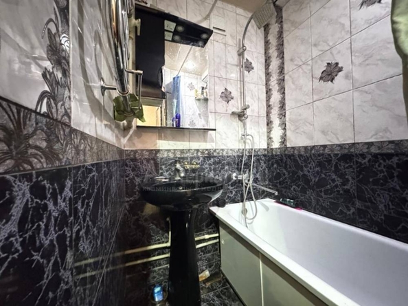 
  Продается 3-комн. квартира, 85 м², Жмакина ул
. Фото 14.