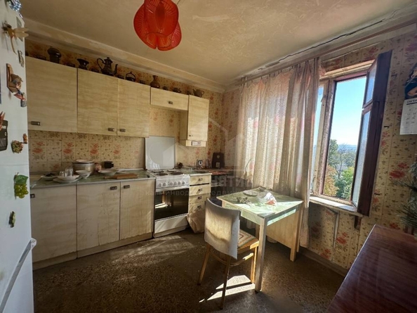 
  Продается 1-комн. квартира, 35 м², Кисловодская ул
. Фото 8.