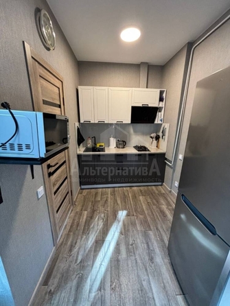 
  Продается 1-комн. квартира, 35 м², Шаляпина ул
. Фото 10.