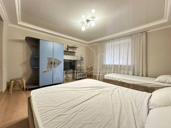 
  Продается 2-комн. квартира 57 м². Фото 2.