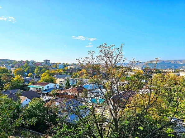 
  Продается 2-комн. квартира, 49 м², Крутая дорога ул
. Фото 10.