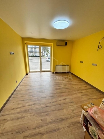 
  Продается 1-комн. квартира, 47 м², Октябрьская ул
. Фото 7.