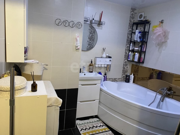 
  Продается 2-комн. квартира, 46 м², Дзержинского ул, д. 230
. Фото 20.