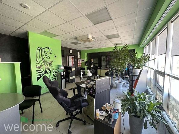 
  Продается универсальное помещение, 40 м², 45 Параллель ул, д. 38
. Фото 1.