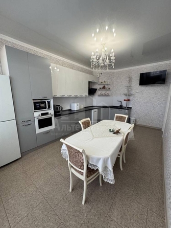 
  Продается 3-комн. квартира, 120 м², Октябрьская ул
. Фото 3.