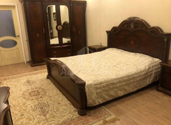 
  Продается 3-комн. квартира, 120 м², Октябрьская ул
. Фото 4.