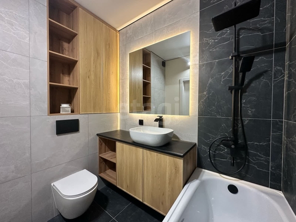 
  Продается 2-комн. квартира, 53 м², Николая Голодникова ул, д. 7к1
. Фото 16.