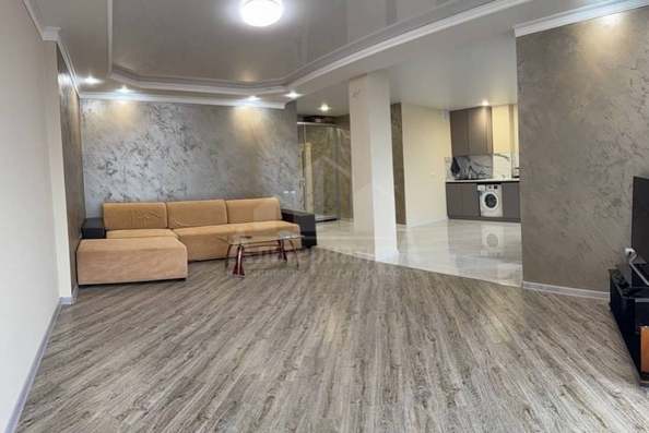 
  Сдается 1-комн. квартира, 54 м², Нежнова ул
. Фото 5.