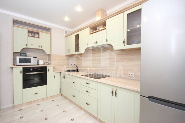 
  Продается 2-комн. квартира, 56 м², Окопная ул
. Фото 2.