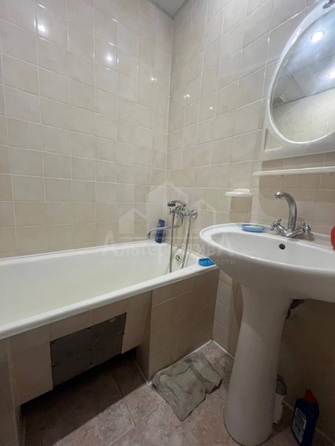 
  Продается 3-комн. квартира, 77.7 м², Островского ул
. Фото 8.